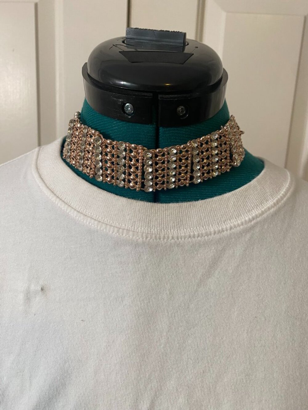 Statement choker necklace featuring sparkling clear rhinestones